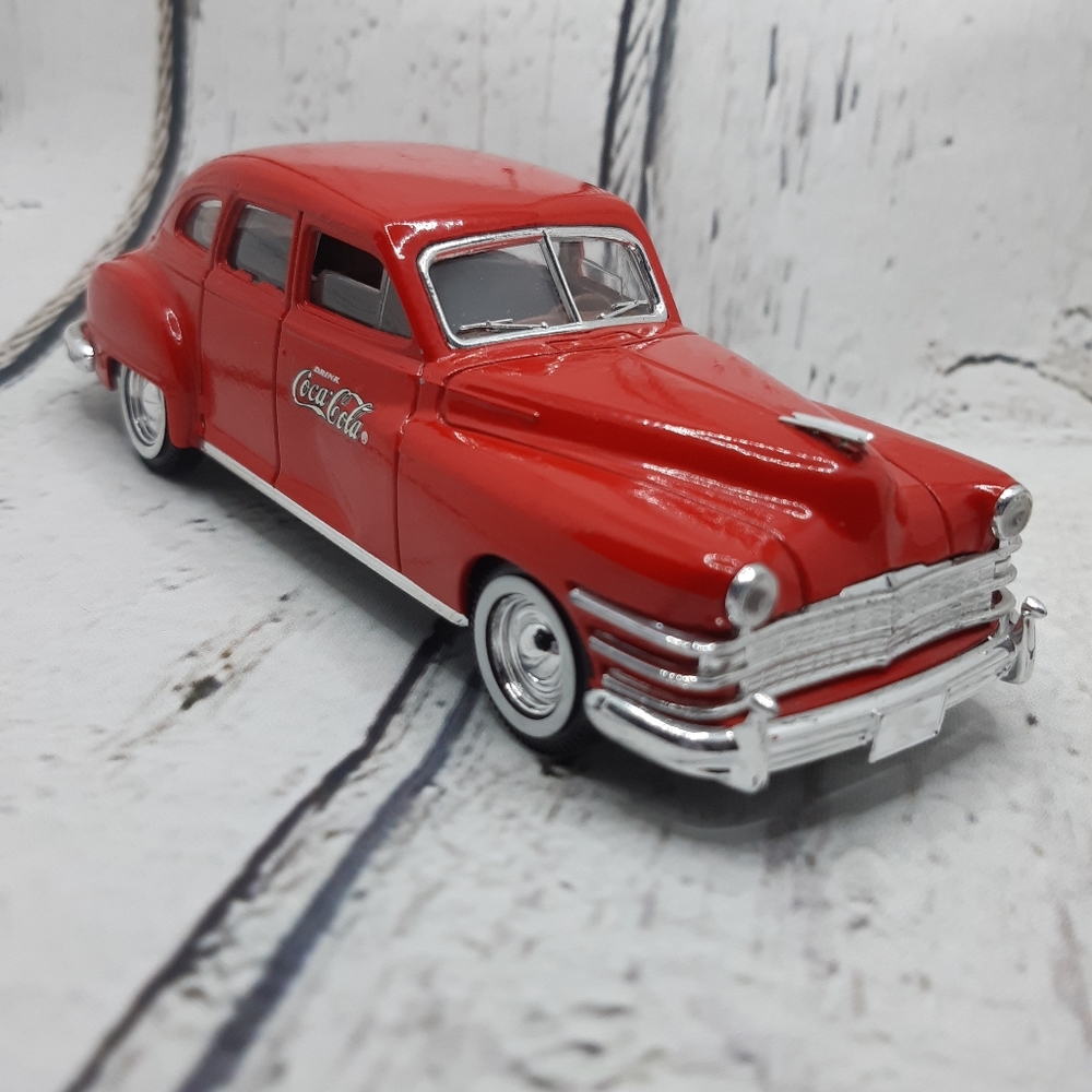 COCA COLA 1946 CHRYSLER WINDSOR BY SOLIDO 1/4